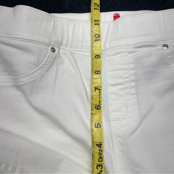 SPANX Women's High Rise White Skinny Jeans Med. Light Distressing BEACH - Picture 11 of 14